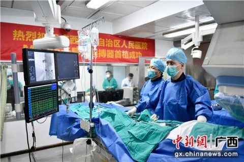 广西医院导医导诊AI大屏代理：告别“蒙查查”找科室，这届患者真有福！